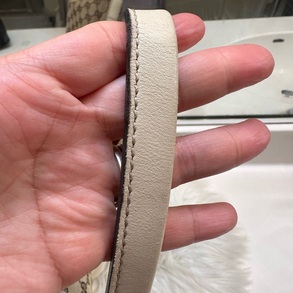 Authentic Gucci hobo bag - Picture 3 of 13
